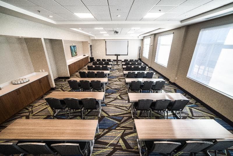 Candlewood Suites West Edmonton - Mall Area, an IHG Hotel 5
