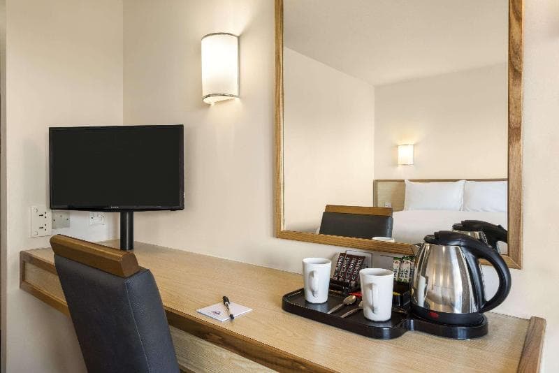 Days Inn Sutton Scotney North main