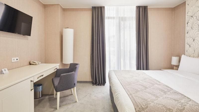 Gallery Palace Kosher Hotel 4