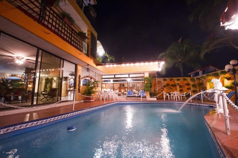 Ideal Villa Hotel 2
