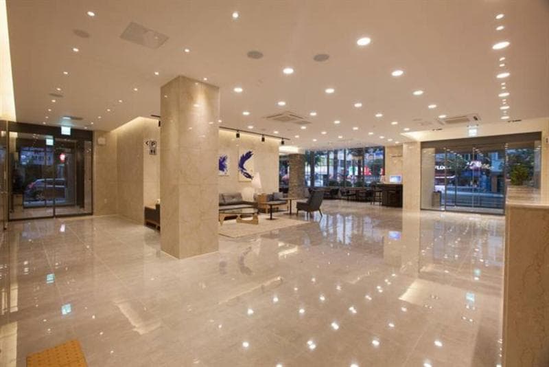 Gnb Hotel 5