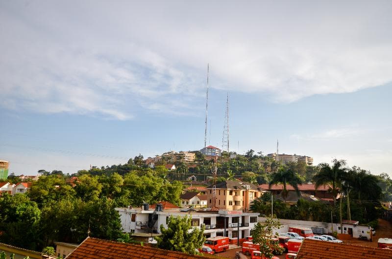 Hillside Plaza Hotel 4
