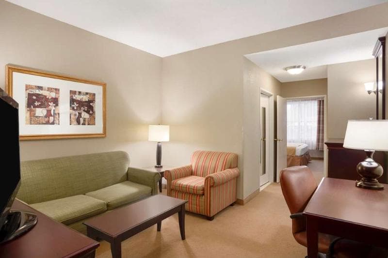 Country Inn & Suites By Radisson, Ithaca, Ny 4