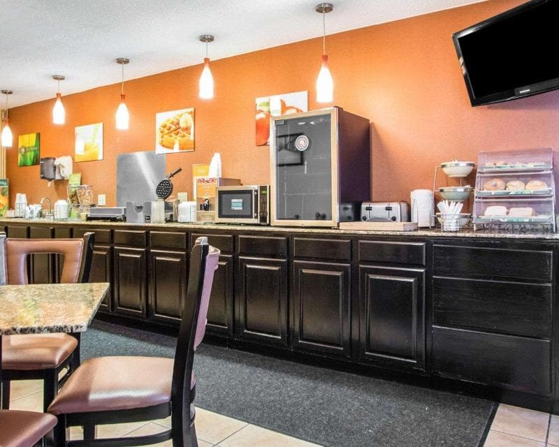Quality Inn Central Wisconsin Airport 5