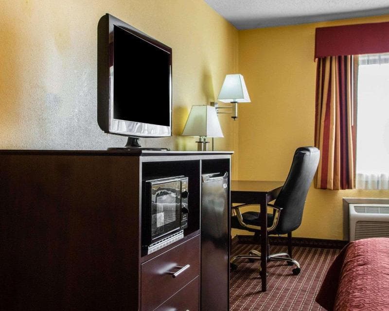 Quality Inn Central Wisconsin Airport 3