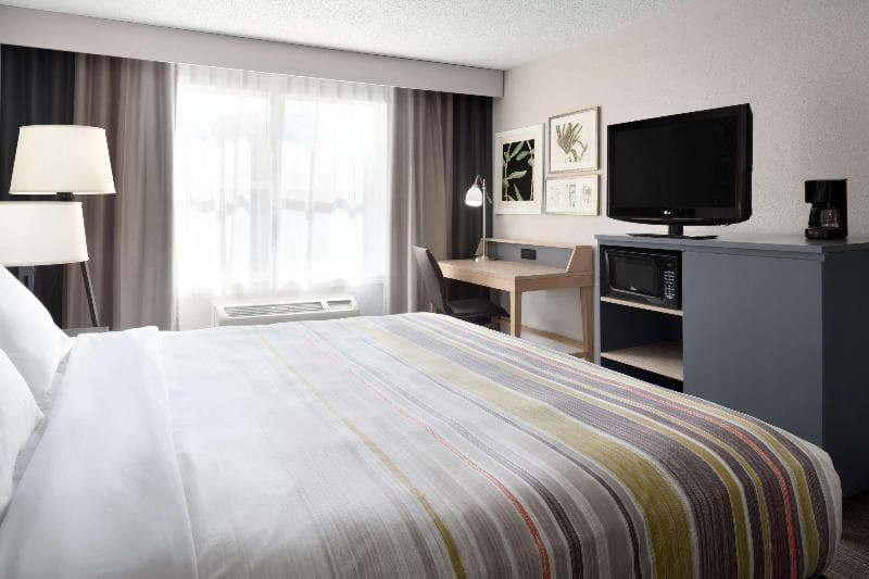 Country Inn Suites 4