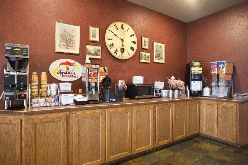 Super 8 By Wyndham Troy Mo photo 1