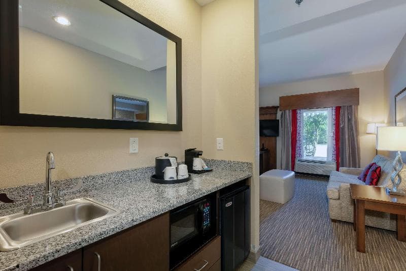 Hampton Inn Atlanta McDonough 3