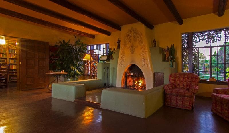 Hacienda Del Sol Guest Ranch Resort 2