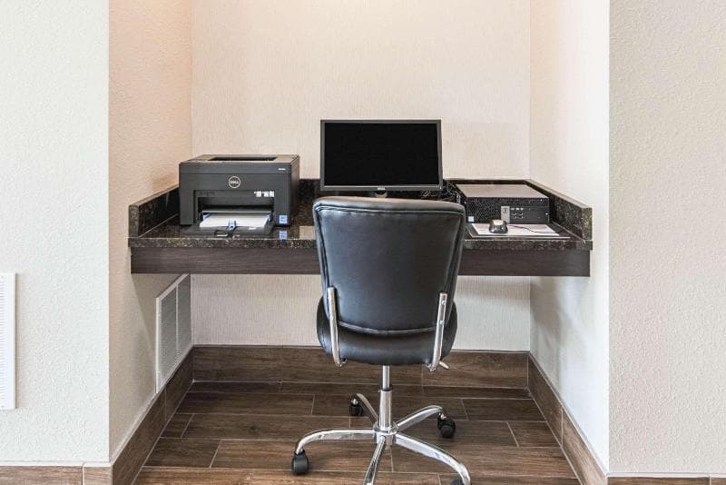Sleep Inn & Suites photo 1