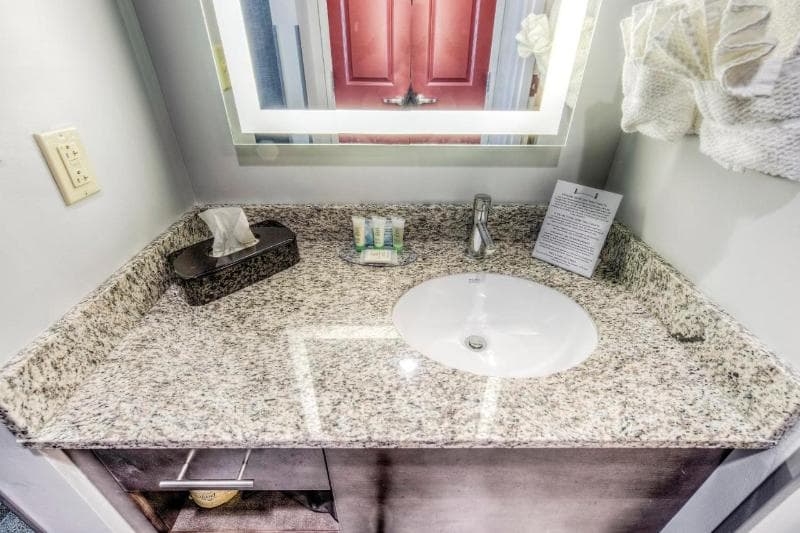 Staybridge Suites University Area Osu 3