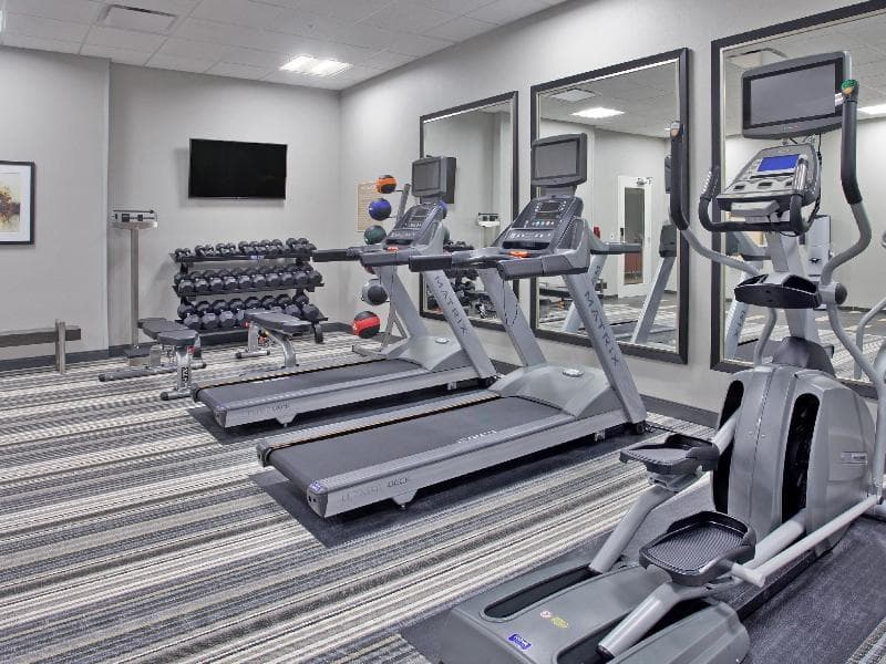 Candlewood Suites Grand Island 3