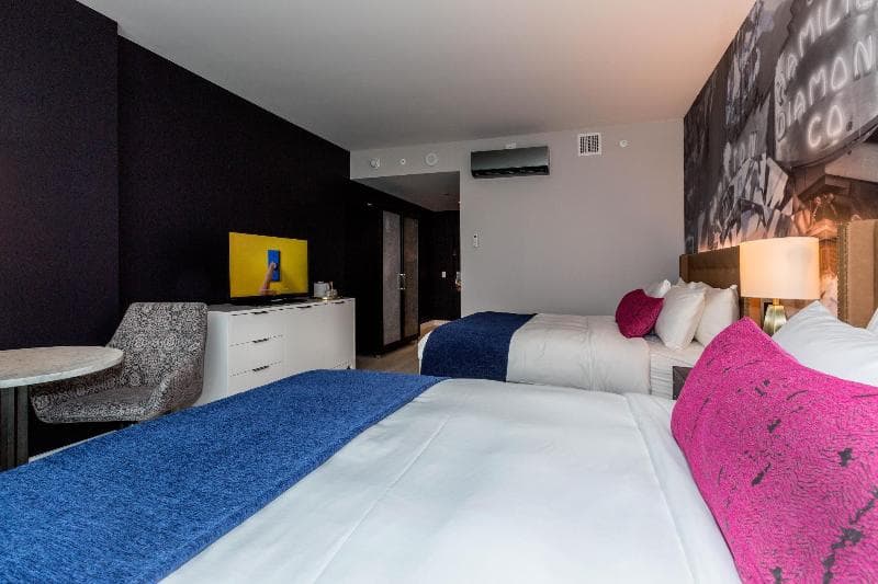 Hotel Indigo Los Angeles Downtown 2