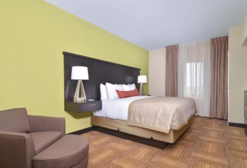 Staybridge Suites Tomball - Spring Area 3