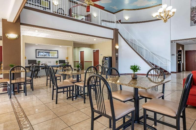 Quality Inn Zephyrhills-Dade City 4