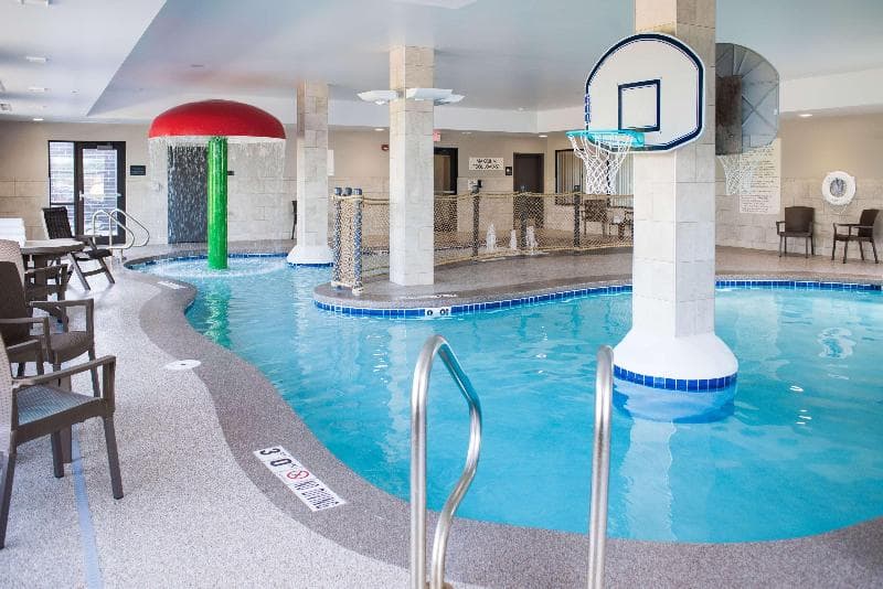 Hampton Inn & Suites at Wisconsin Dells Lake Delton 4