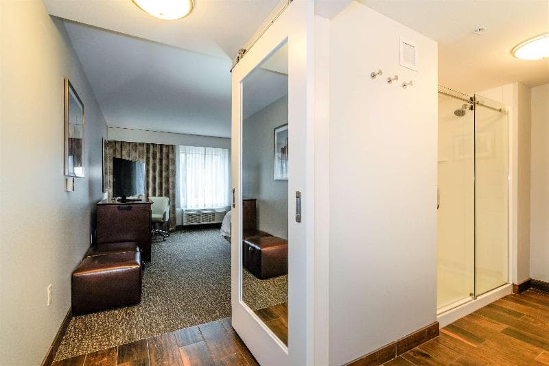 Hampton Inn Brighton 3