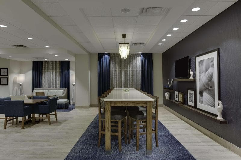 Hampton Inn Ft. Lauderdale/Pompano Beach, FL 3