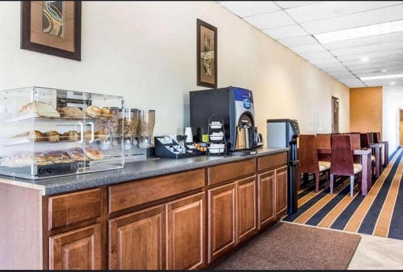 Super 8 By Wyndham Battleboro/Rocky Mount photo 1