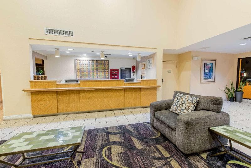 La Quinta Inn & Suites Cypress Creek 5
