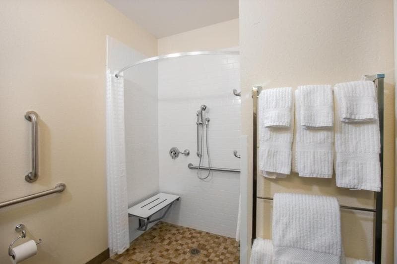 Candlewood Suites Omaha Millard Area 4