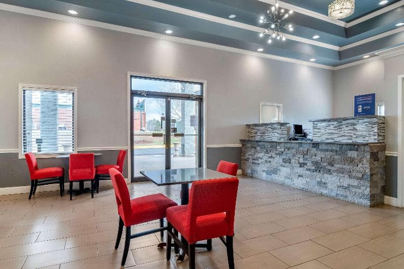 Econo Lodge Cuthbert 3