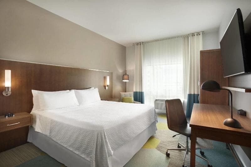 Four Points By Sheraton Miami Airport 3