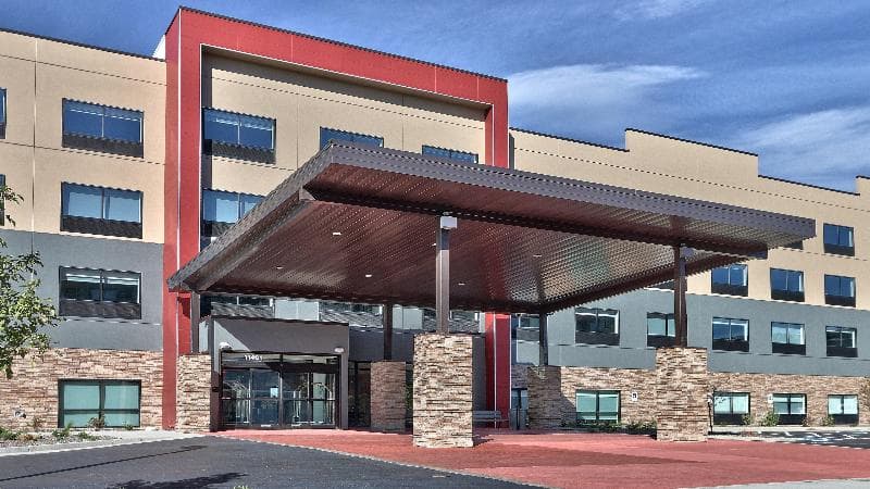 Holiday Inn Express Suites Denver Northwest Broomf 3