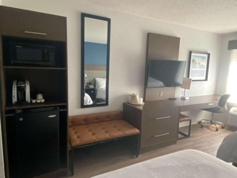 Best Western Sycamore Inn 4