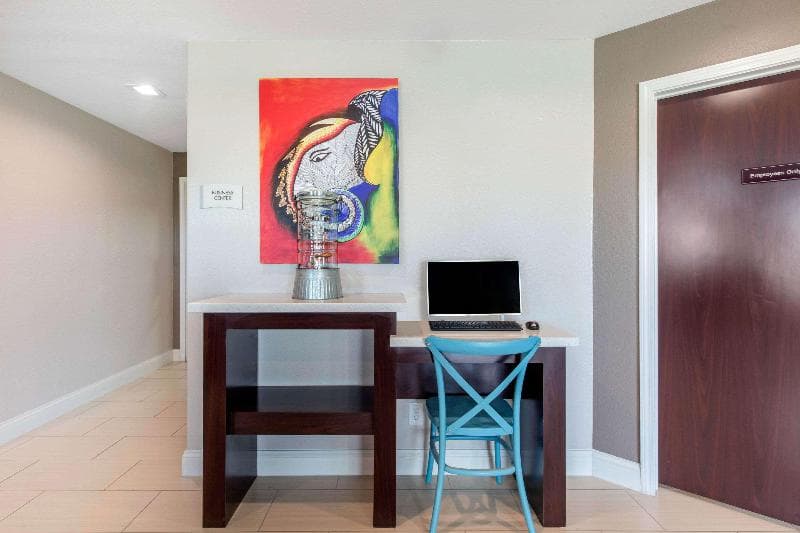 Quality Inn & Suites Port Arthur - Nederland main