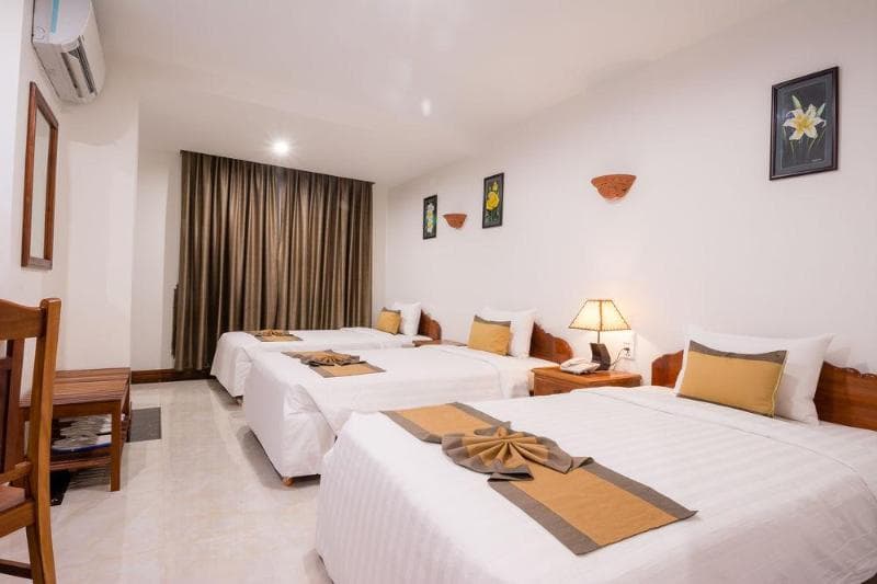 Relax Hotel 4
