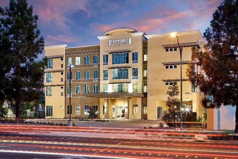 Staybridge Suites Anaheim at The Park 3