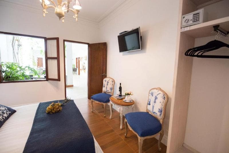 Leclerc Hotel Boutique 5