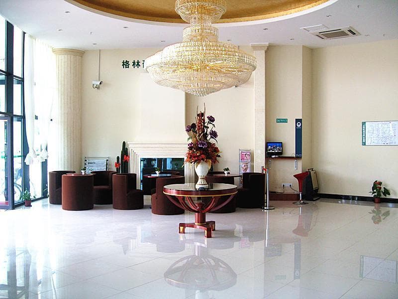 Greentree Inn Shanghai Jiading Anting Motor City Express Hotel 3