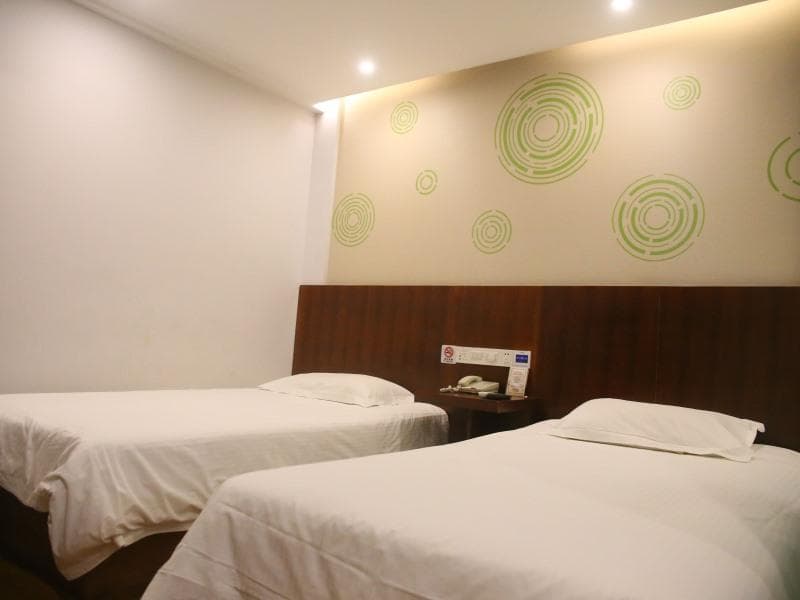 Greentree Inn Express Shanghai Disneyland Metro 3