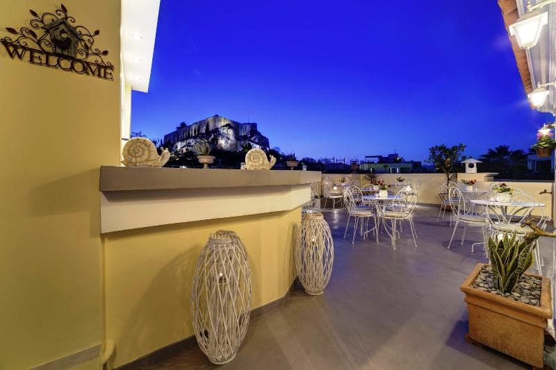 Home & Poetry Hotel 5