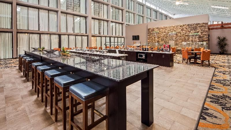 Best Western Premier Alton-St. Louis Area Hotel 3