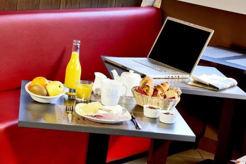 Hôtel Kyriad Direct Perpignan Aéroport 3