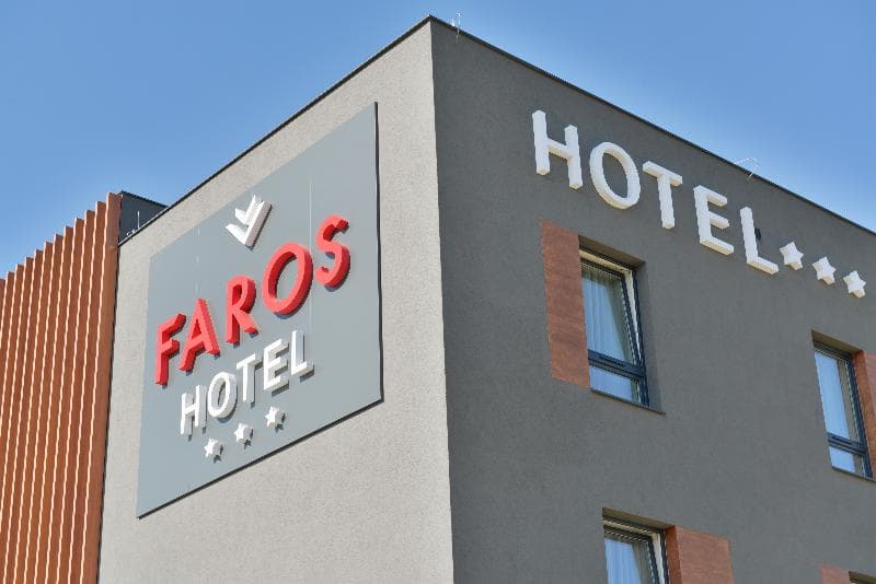 Hotel Faros 4