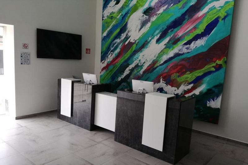 Life Hotel 5