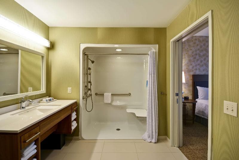 Home2 Suites by Hilton Decatur Ingalls Harbor photo 1