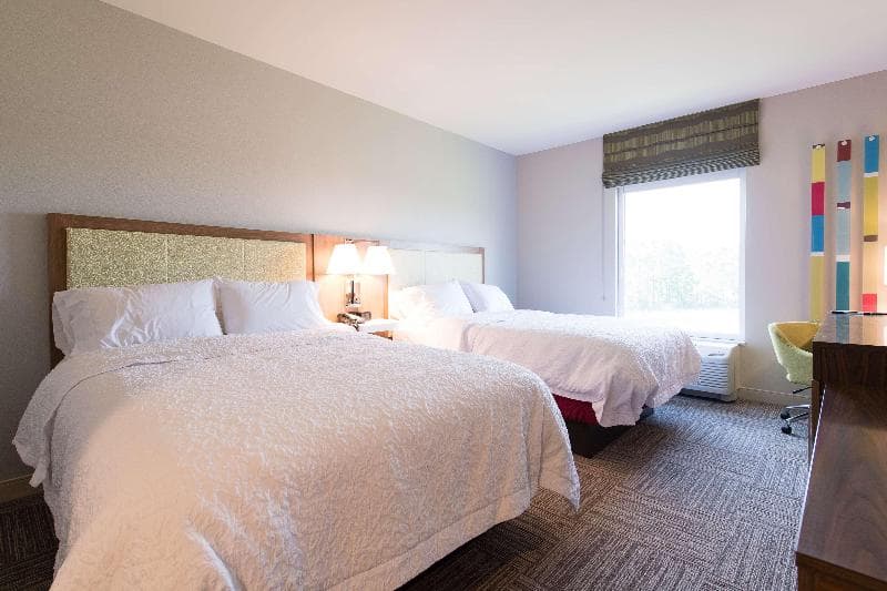 Hampton Inn & Suites Fayetteville 2