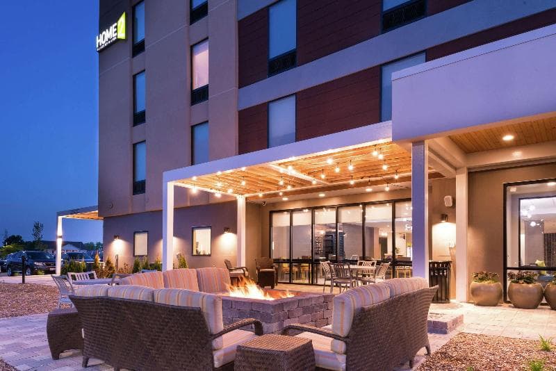 Home2 Suites by Hilton Merrillville photo 1