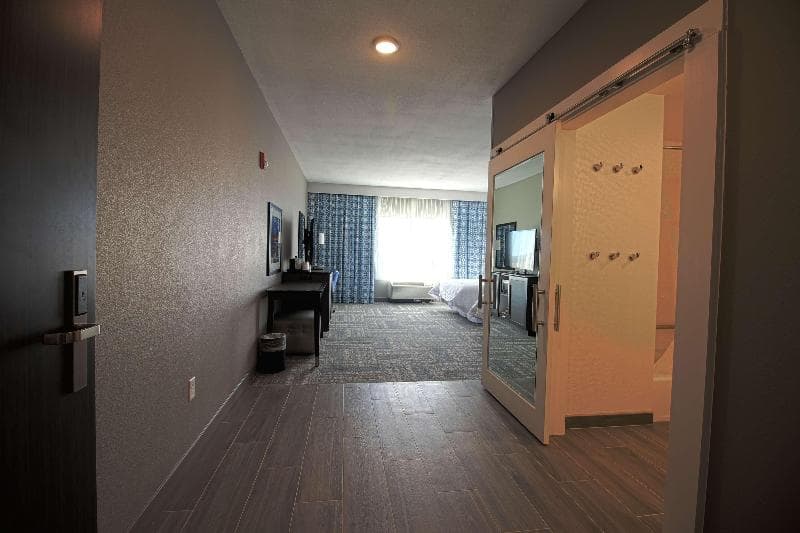 Hampton Inn West Plains 3