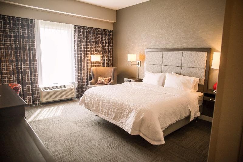 Hampton Inn Pontiac 3