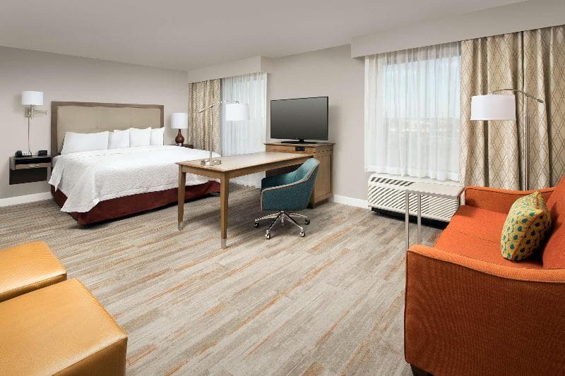 Hampton Inn & Suites San Antonio Lackland AFB SeaWorld photo 1