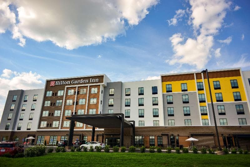 Hilton Garden Inn Louisville Mall of St. Matthews photo 1