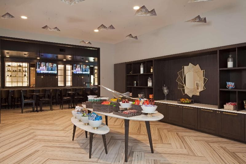 Homewood Suites by Hilton Los Angeles International Airport 4