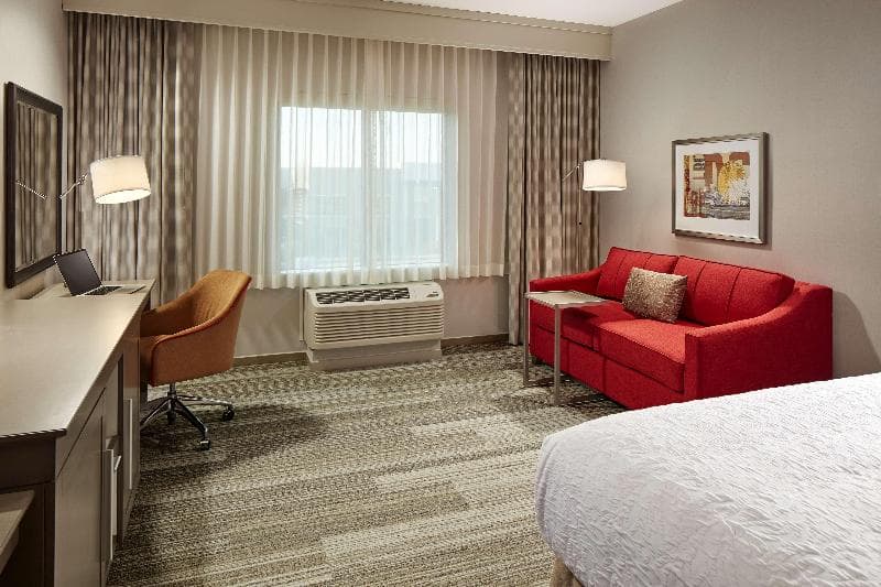 Hampton Inn Long Beach Airport, CA photo 1