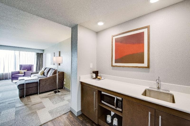 Hampton Inn & Suites Fort Worth Downtown 4